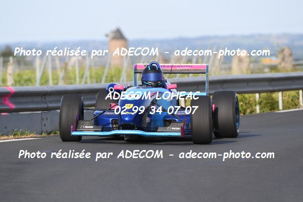 http://v2.adecom-photo.com/images//6.COURSE DE COTE/2022/5_LA_POMMERAYE_2022/BEZINAUD_David/79A_4416.JPG